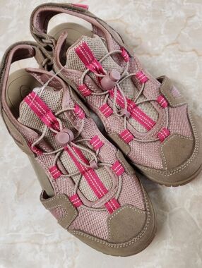Lands End Women's All Weather Closed Toe River Sandals Size 8 New